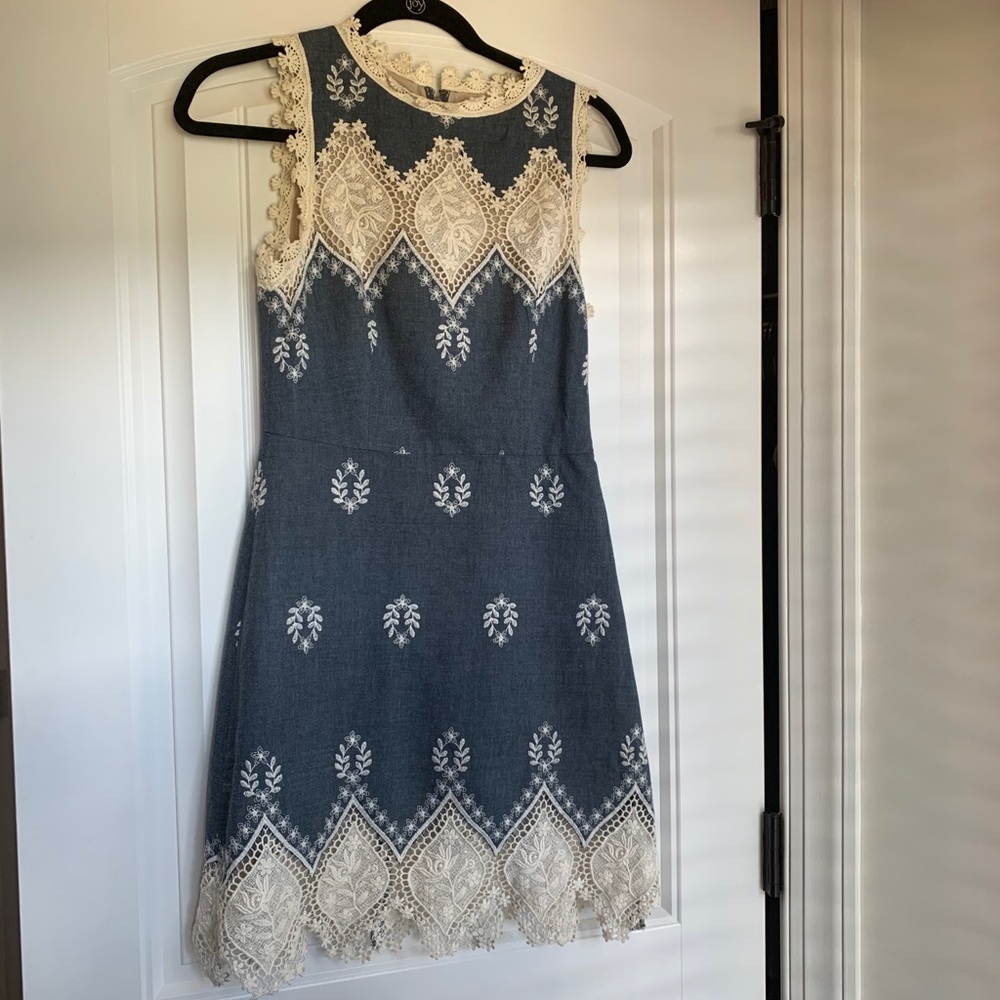 Alice + Olivia Denim Lace Dress Sz 2